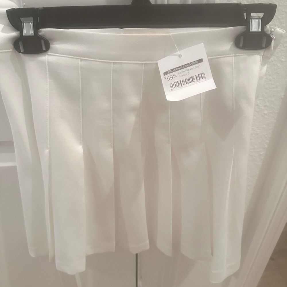 Stella Dallas Cream Lorde Pleated Skirt - Size S